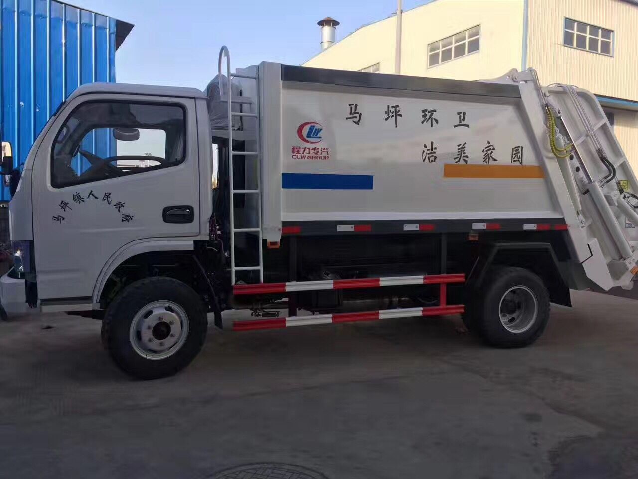 壓縮垃圾車圖片