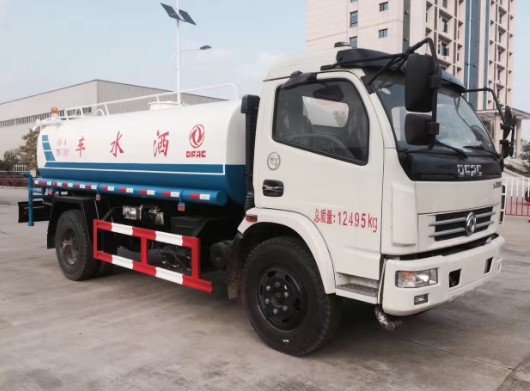 東風(fēng)福瑞卡9噸灑水車圖片