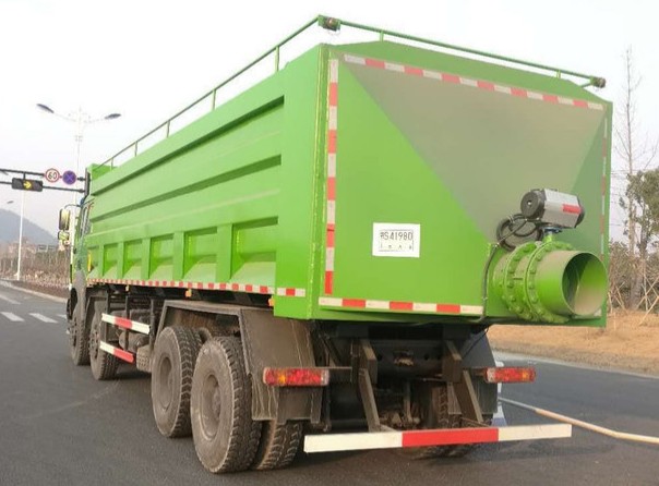 北奔NG80自卸車