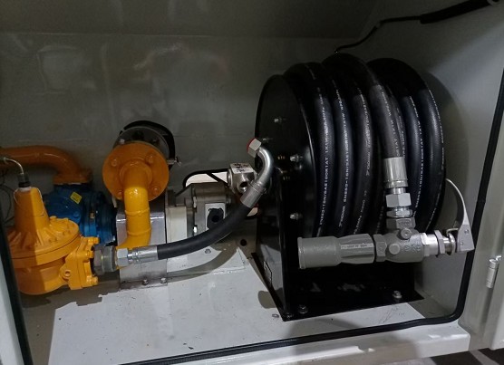 液化石油氣加氣車圖片