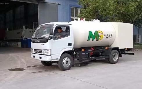 液化石油氣加氣車圖片
