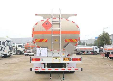 國六東風(fēng)柳汽乘龍H7前四后八鋁金油罐車圖片