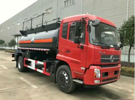 東風(fēng)天錦單橋SCS5180GFWDFH型腐蝕性物品罐式運(yùn)輸車 東風(fēng)天錦單橋SCS5180GFWDFH型腐蝕性物品罐式運(yùn)輸車