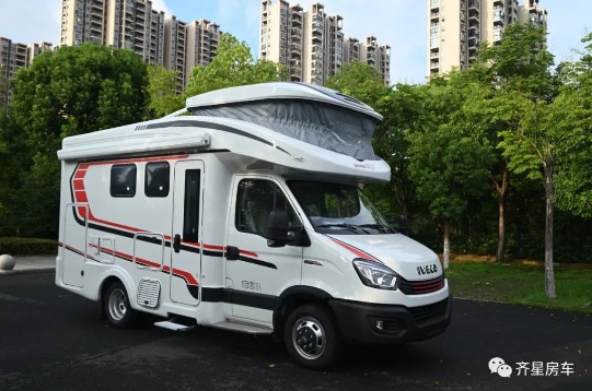 齊星依維柯額頭升頂房車浩運(yùn)NC2921-1 后拓展（6座）