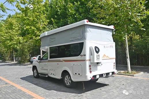 齊星大通T60單排越野升頂分時(shí)四驅(qū)房車_星浩DT2221-1（5座）齊星房車