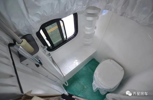 齊星大通T60單排越野升頂分時(shí)四驅(qū)房車星浩DT2221-1（5座）
