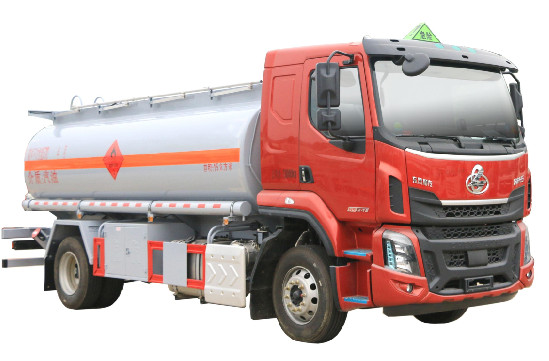 國六東風(fēng)柳汽乘龍油罐車